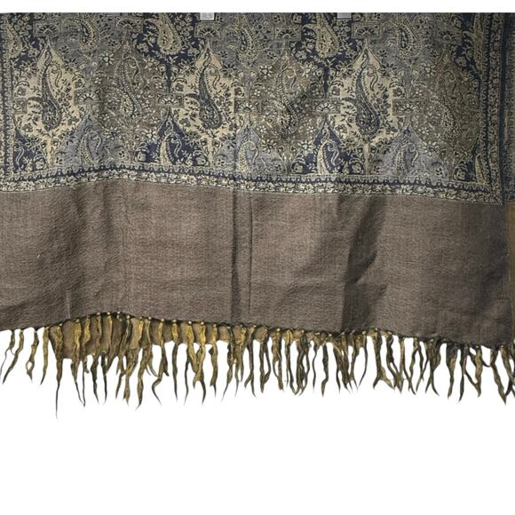 Halston Red 100% Wool Black Gray Tan Paisley Fringed Scarf Shawl Pashmina Wrap - Picture 3 of 6